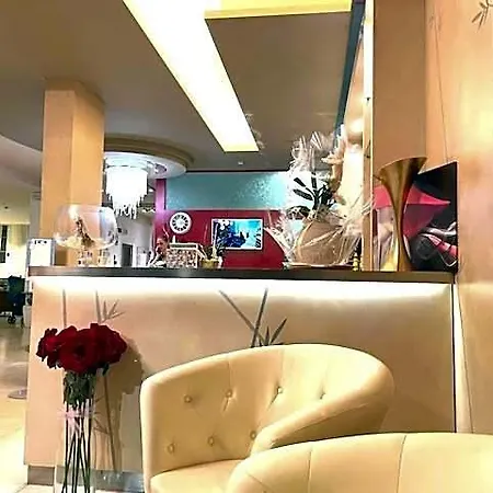 Hotel Cosmopol 3*