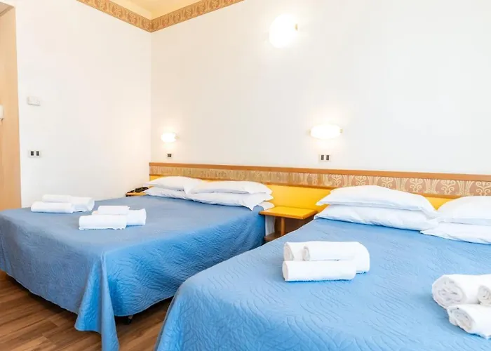 Otel Cosmopol 3*
